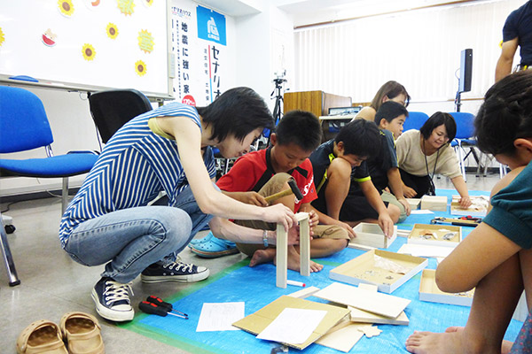とんかち教室(大工体験イベント)の開催