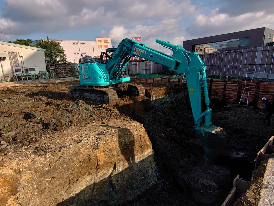 【柏公設市場立体駐車場】基礎工事進行中！