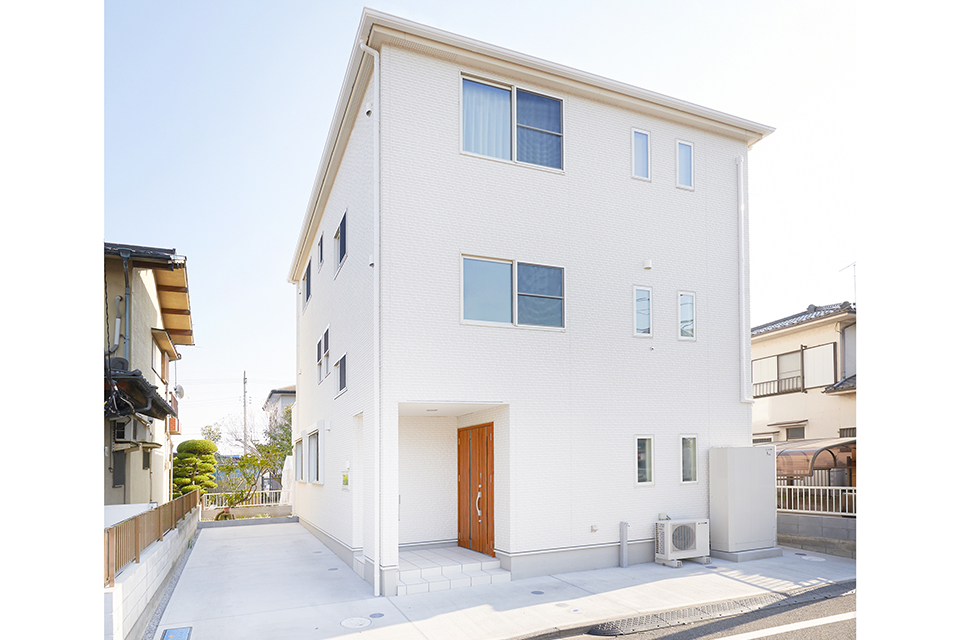 玄関共用タイプ二世帯住宅 快適な距離感で暮らせる住まい 広島建設のセナリオハウス