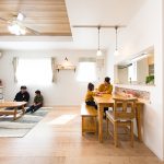 空間のつながりが生まれるLDKは、家族との会話も弾みます。