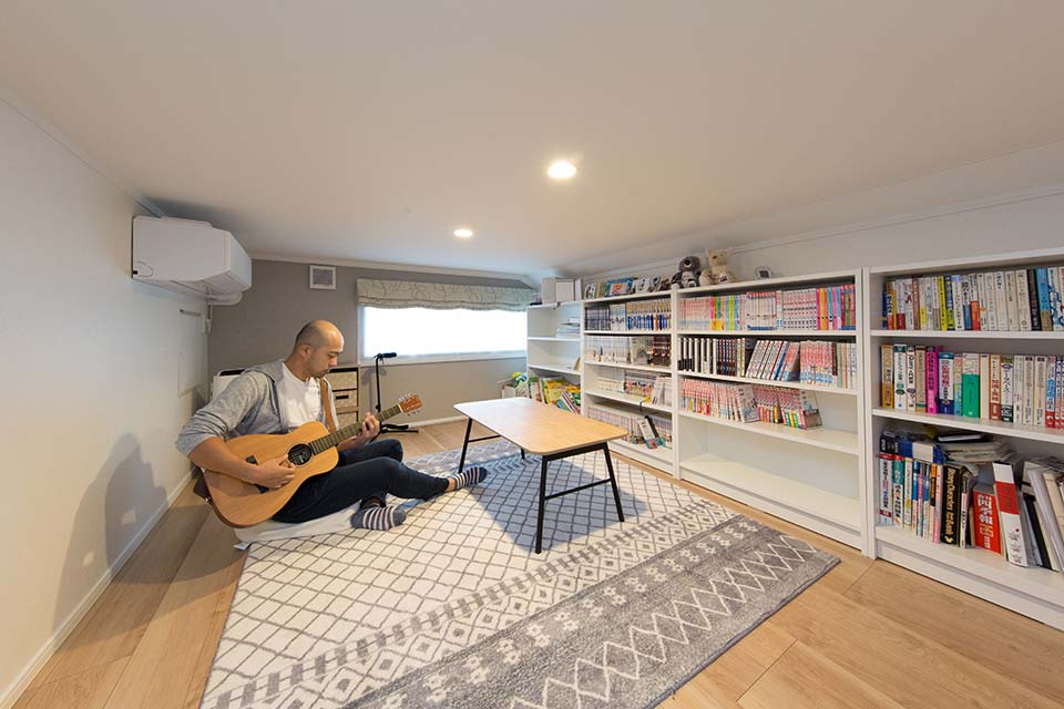 小屋裏はご主人の趣味空間
