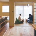 旅館の広縁をイメージした自由な空間