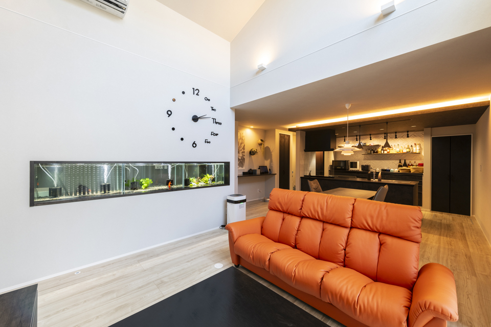 水槽にインテリア性をもたせる｜趣味と共存する間取り