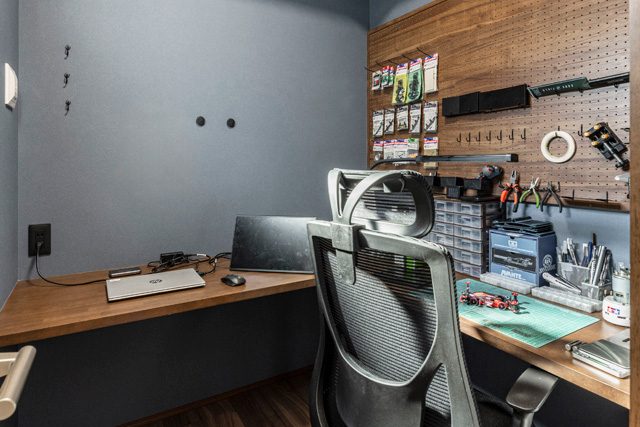 「繋がり」も「個」も両立！階段を中心とした回遊動線の間取り