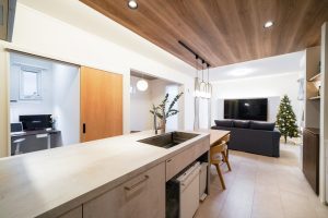 木のぬくもりを随所に｜ペットも人も暮らしやすい住まい