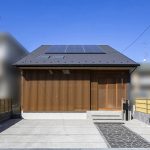 美しい大屋根の平屋風2階建て｜開放的なリビングの間取り