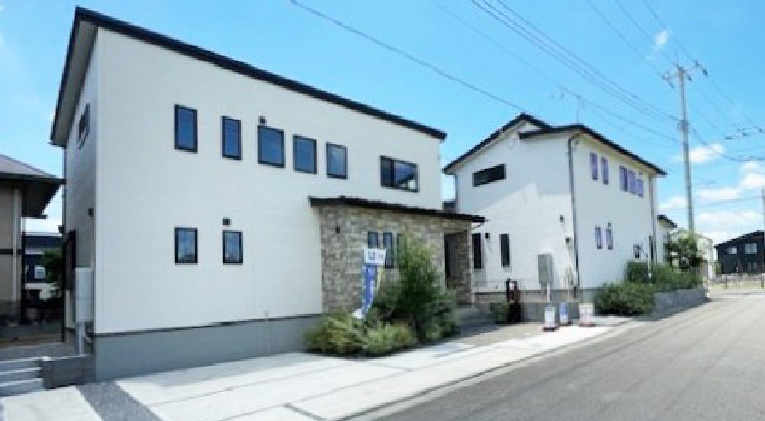 【ヘリスタウン万博記念公園11】外観②