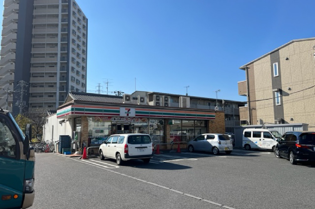 セブンイレブン八潮垳店