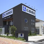 三郷ショールームではセナリオハウスの標準仕様をご体感いただけます。キッチンなどの設備や外壁、床材サンプルを実際に見て触ってご検討ください！