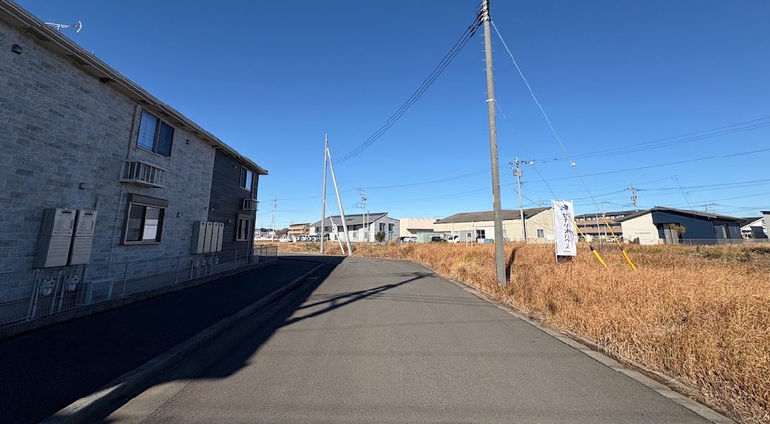 【セナリオステージみどりの7】6号地側前面道路
