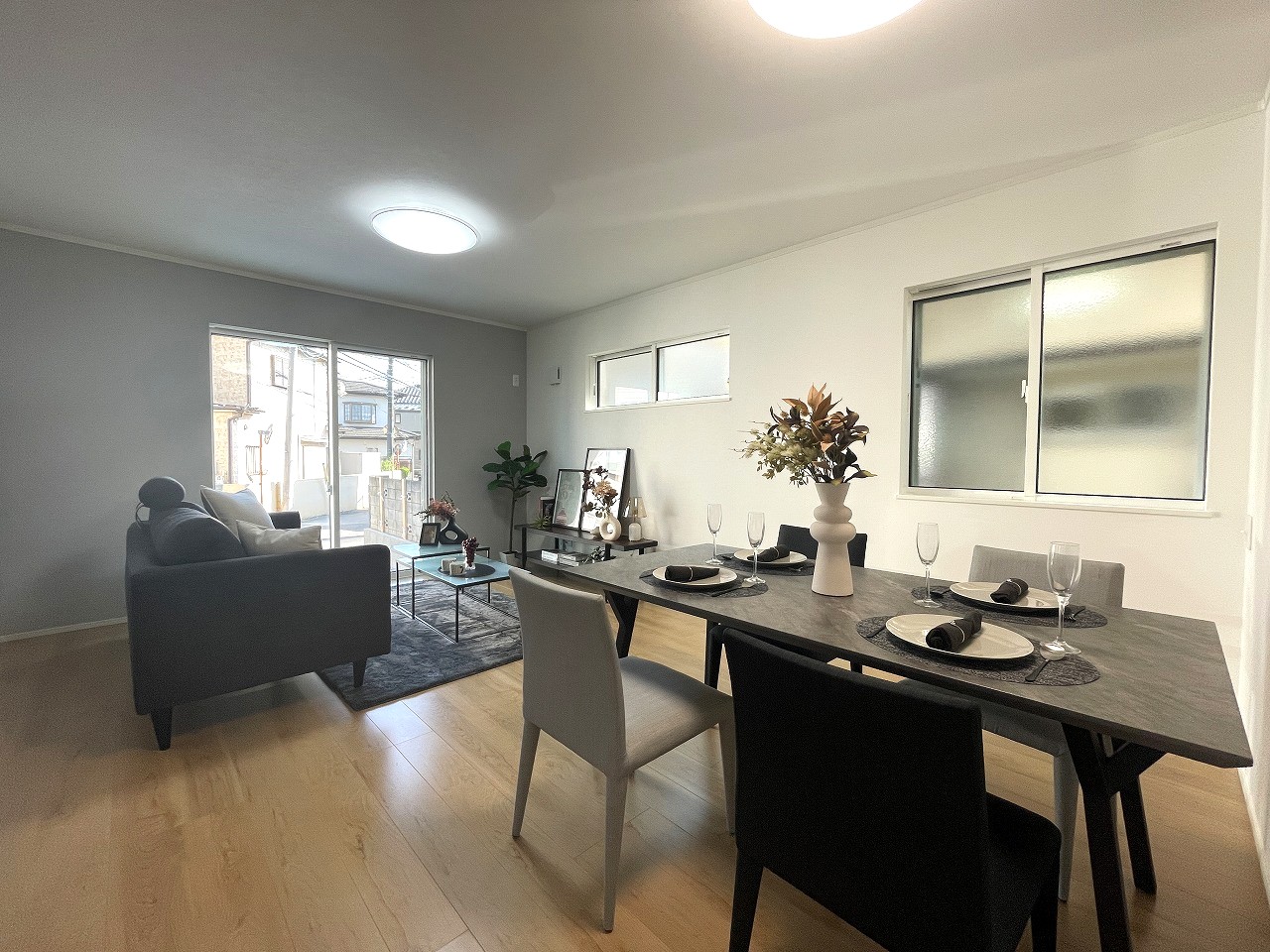 【ヘリオスタウンおおたかの森93G】リビング