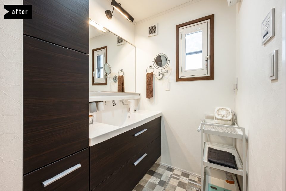 ロマンを感じるレトロモダンな暮らし｜大胆なカラー変更でフルリフォーム